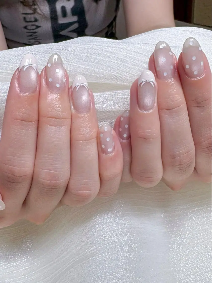 ネイル ドット ピンク リボン ハンドネイル nail salon minthのネイルデザイン