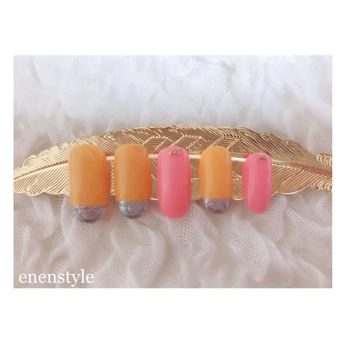 ショート ネイル ジェルネイル ニュアンスネイル オフィスネイル シンプルネイル 黄色 ハンドネイル 🐾enen style 🐾のネイルデザイン