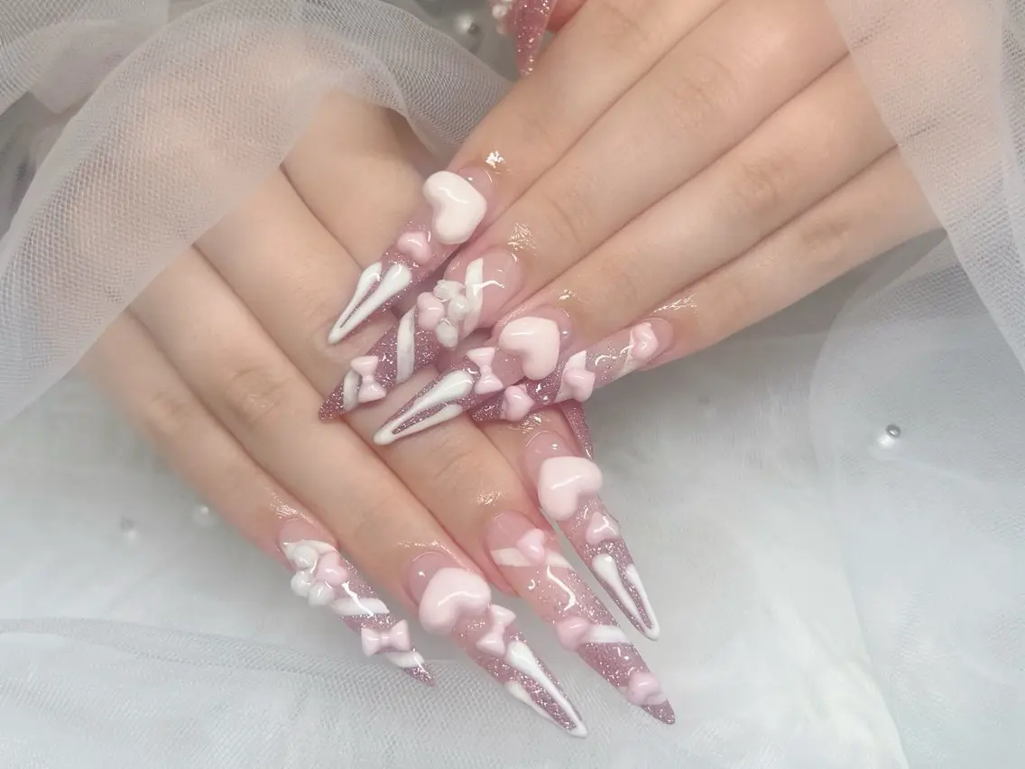 ネイル チークネイル ドット フレンチネイル グラデーション 韓国ネイル ハンドネイル Kei Nail Salonのネイルデザイン