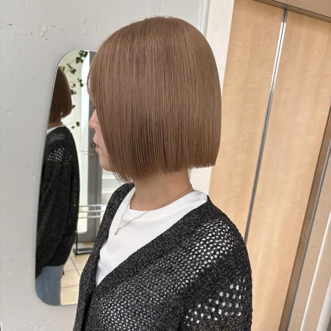 カラー ショート ベージュカラー 透明感カラー ヘーゼル ♡韓国ヘア♡ ブリーチ✨ハイトーンのヘアスタイル