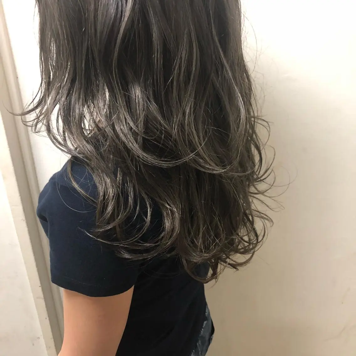 ロング カラー パーマ ヘアアレンジ ハイライトカラー ハイライト 川上 智汐のヘアスタイル