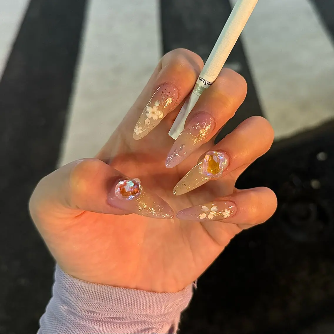 ネイル オーロラネイル パープル ハンドネイル 大久保YISnail スカルプ専門店のネイルデザイン