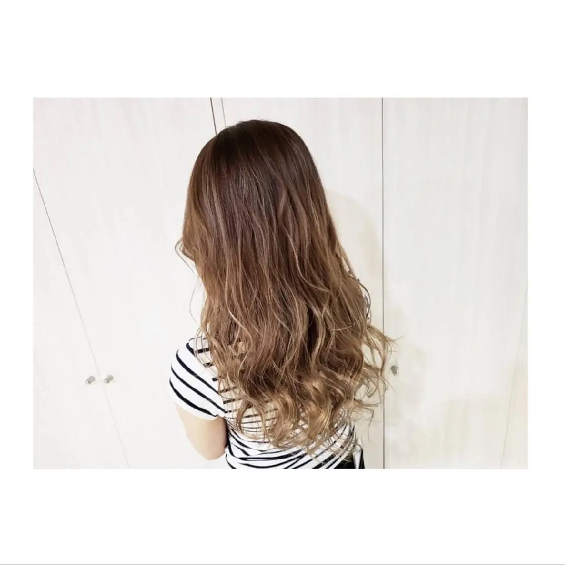 ロング カラー グラデーションカラー メッシュ Luana 矢場町のヘアスタイル