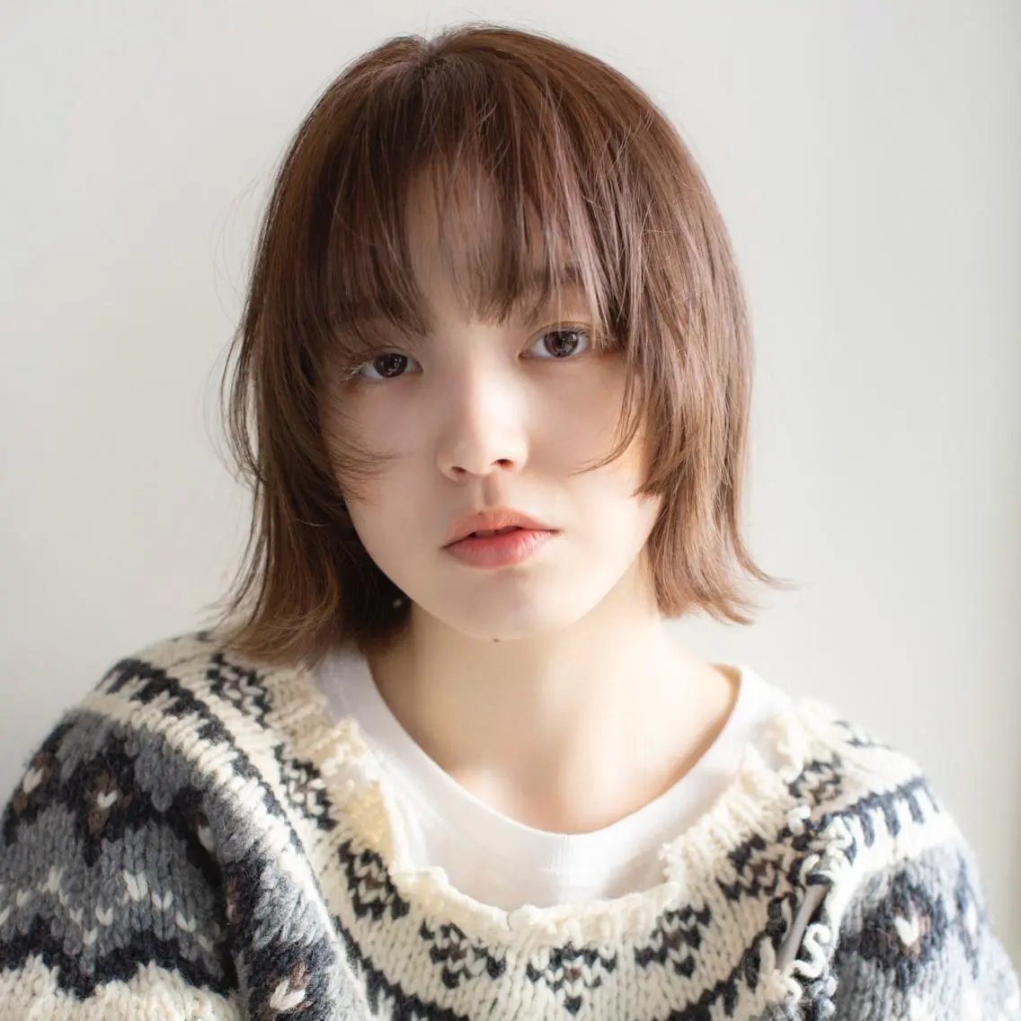 ミディアム ボブ 顔周りカット レイヤーカット 外ハネヘア 《カット¥0》 朝山良徳のヘアスタイル
