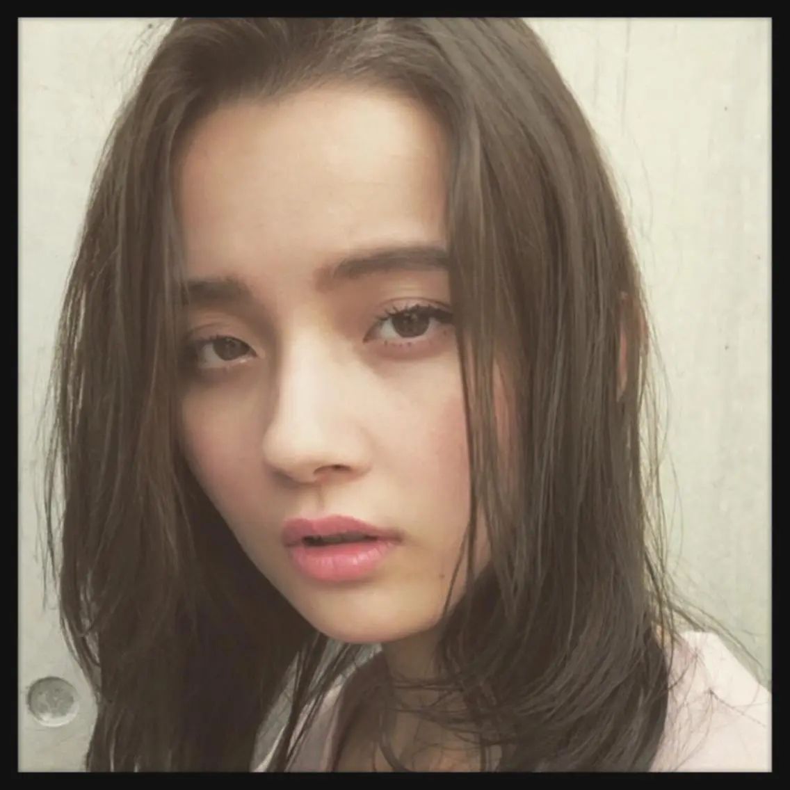 セミロング カラー パーマ ヘアアレンジ メンズ キッズ ネイル マツエク・マツパ アイブロウ カット ヘアカラー 縮毛矯正 トリートメント ヘッドスパ ヘアセット ☔️髪質改善🉐割✨ 🐸“ever”🐸のヘアスタイル