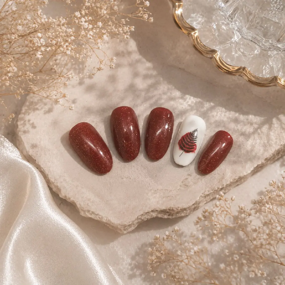ネイル Reivl Nails のネイルデザイン