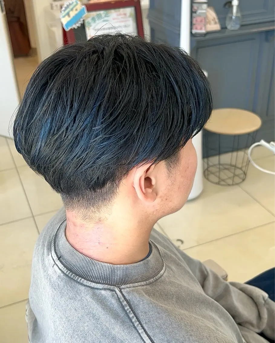 ショート カラー ブルーカラー ハイライトカラー ネイビーカラー ハイライト カット ヘアカラー 大竹里旺/belle /インナーカラーのヘアスタイル