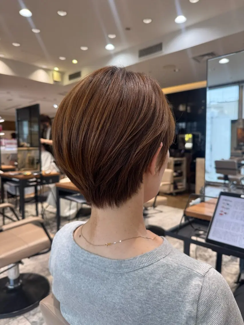 ショート 大内 杏珈のヘアスタイル