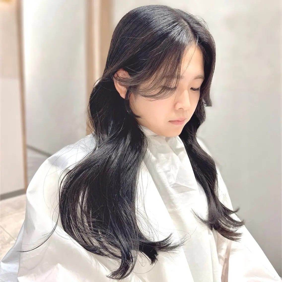 ロング アッシュ 顔まわりレイヤー 顔周りカット 韓国風ヘア レイヤーカット カット ヘアカラー 森 隆秀/韓国ヘアのヘアスタイル