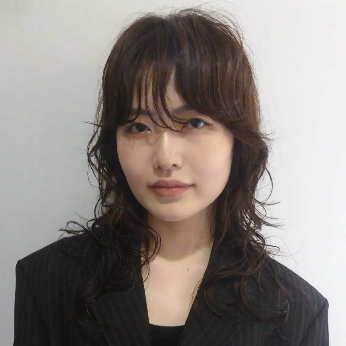 セミロング パーマ セミロングパーマ 顔周りカット レイヤーカット パーマ 似合わせデザイン໒꒱ rioのヘアスタイル