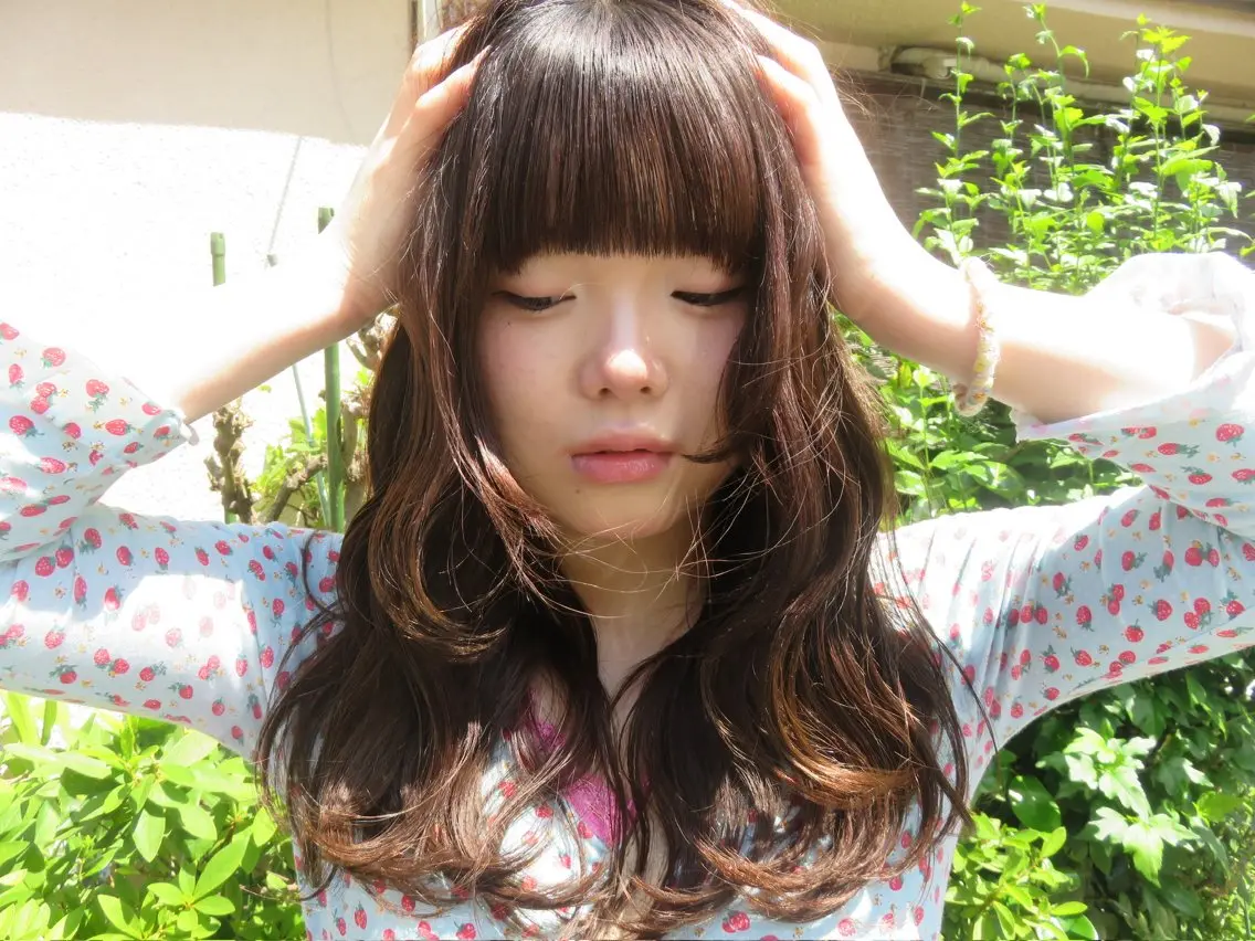 セミロング ヘアアレンジ 伊藤 瞳彩のヘアスタイル