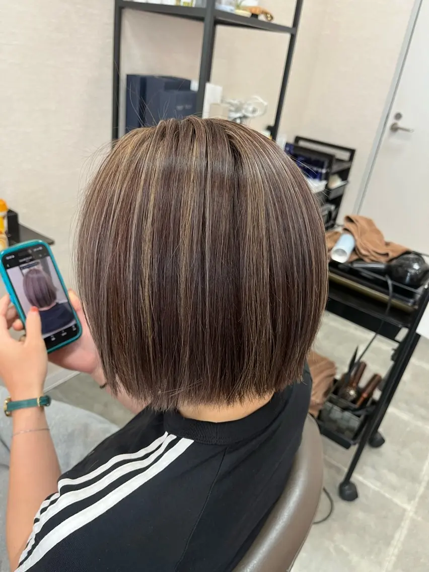 ショート 鈴木 絢奈のヘアスタイル