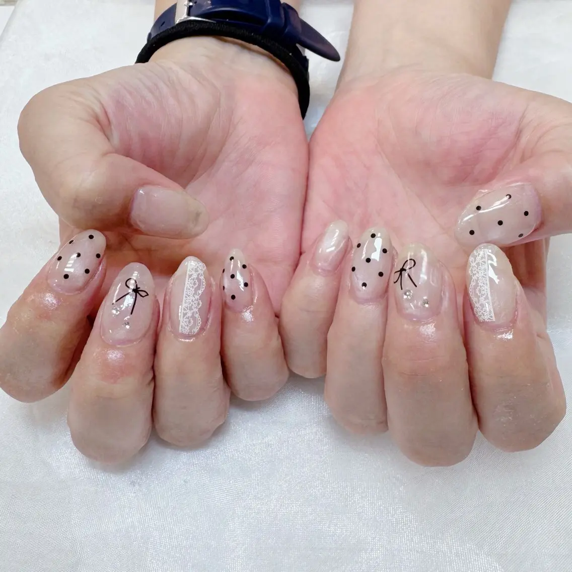 ネイル ドット レース リボン maruyasu. yのネイルデザイン