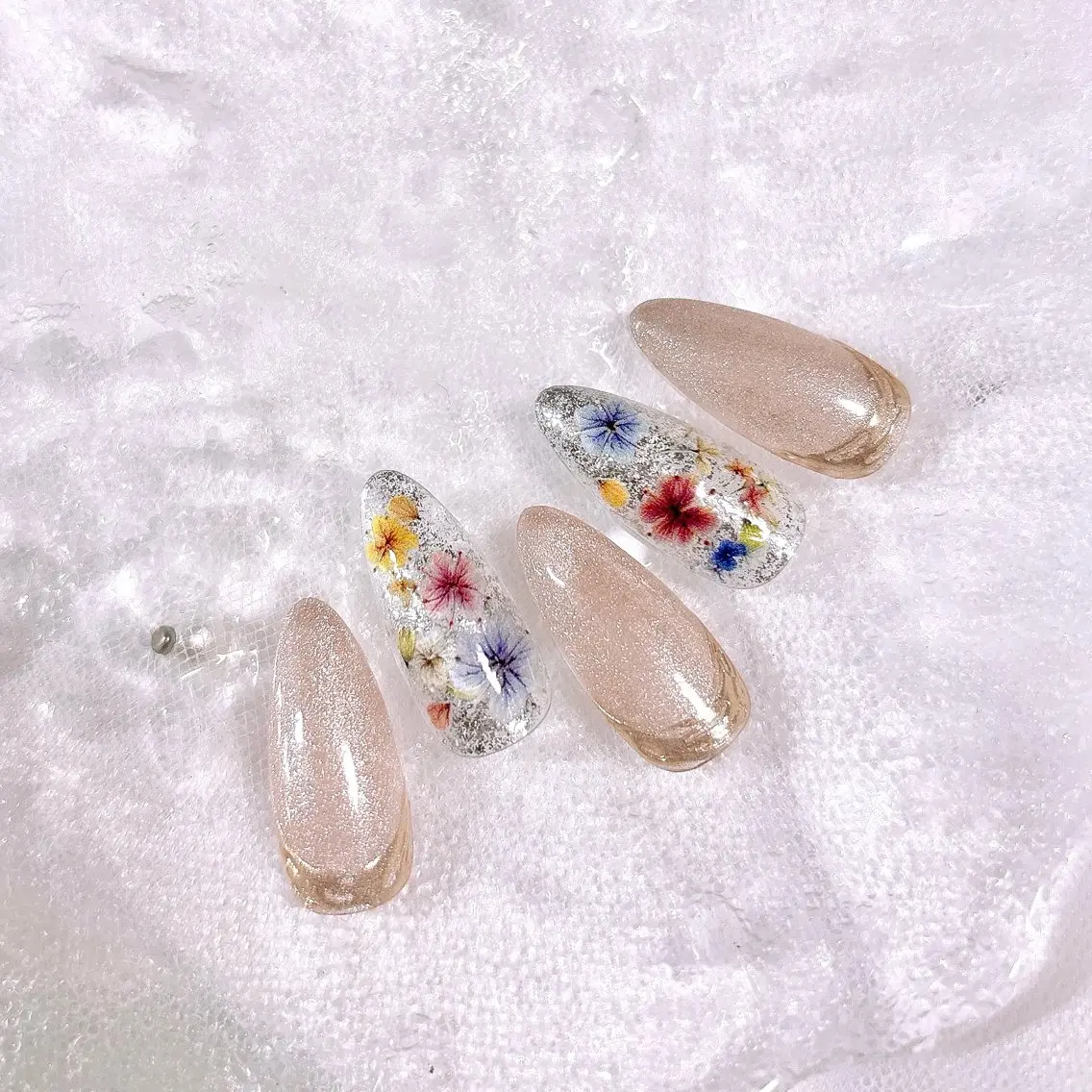 ネイル Honey me ❁⃘*.ﾟのネイルデザイン
