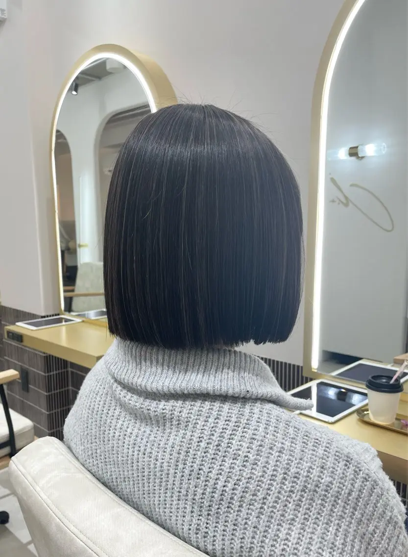 カラー ハイライトカラー ボブ カット ‎🤍MIU‎🤍 レイヤーカット‎🤍のヘアスタイル