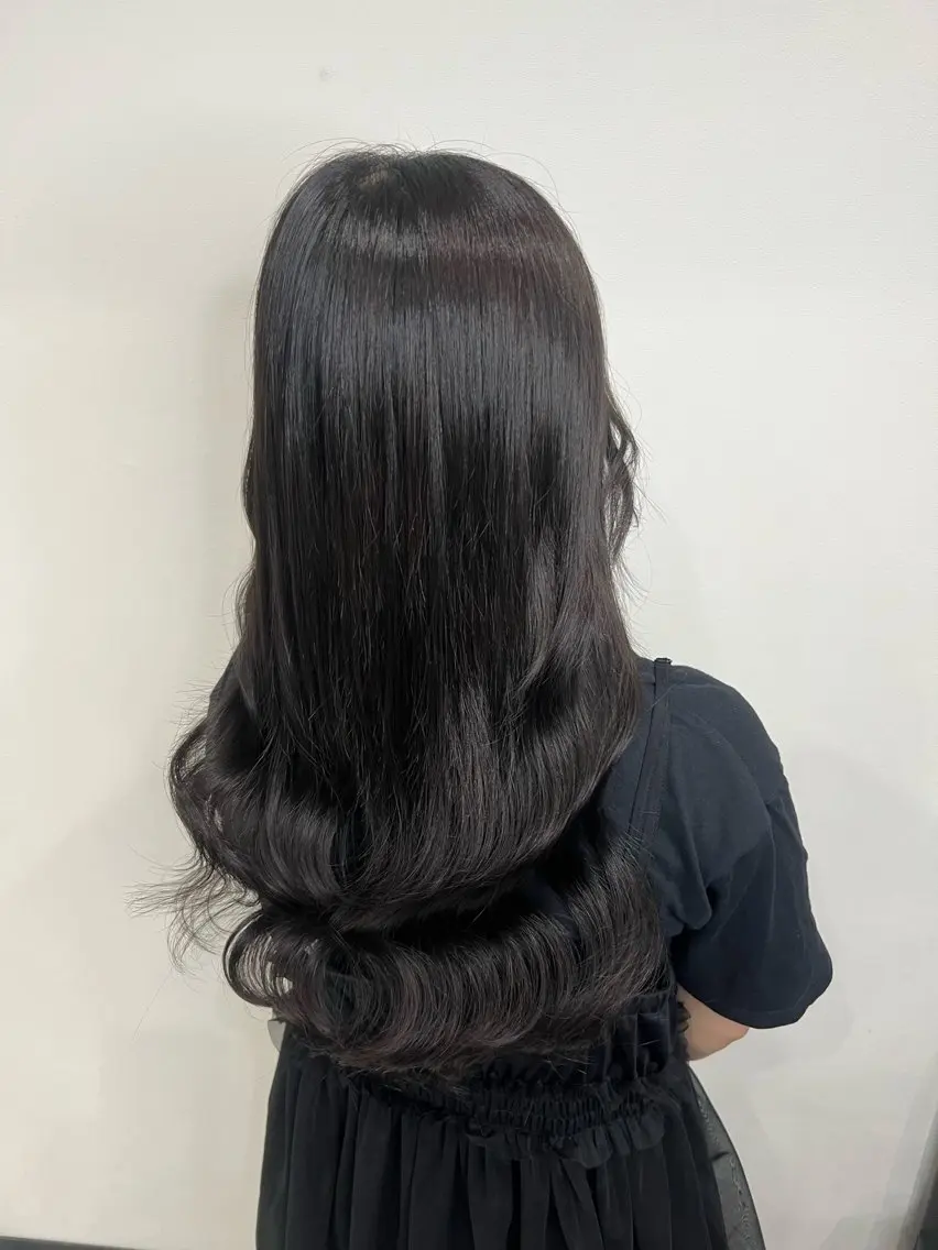 ロング カラー プルエクステ 黒髪 ナチュラルブラック エクステ ヘアカラー トリートメント エクステ YUDU🍊 germe/ジェルムのヘアスタイル
