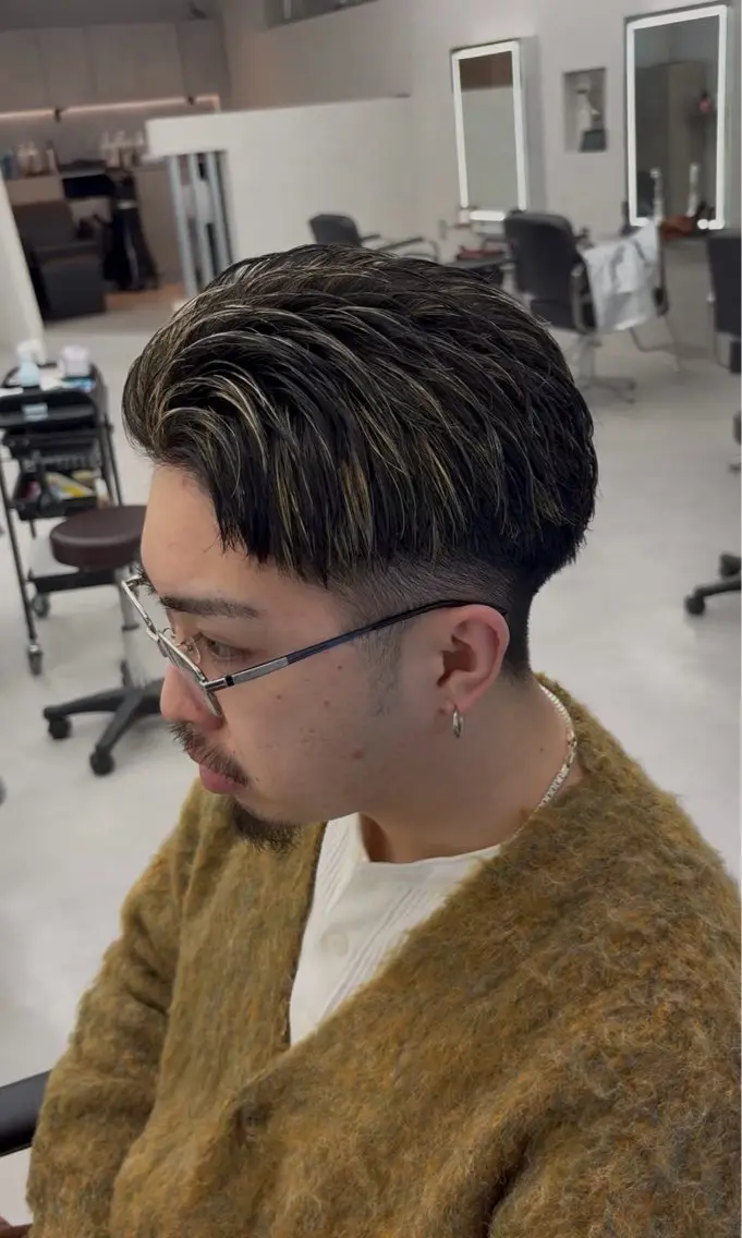 【抜きっぱなし限定】カット+ハイライト+4stepトリートメントの写真