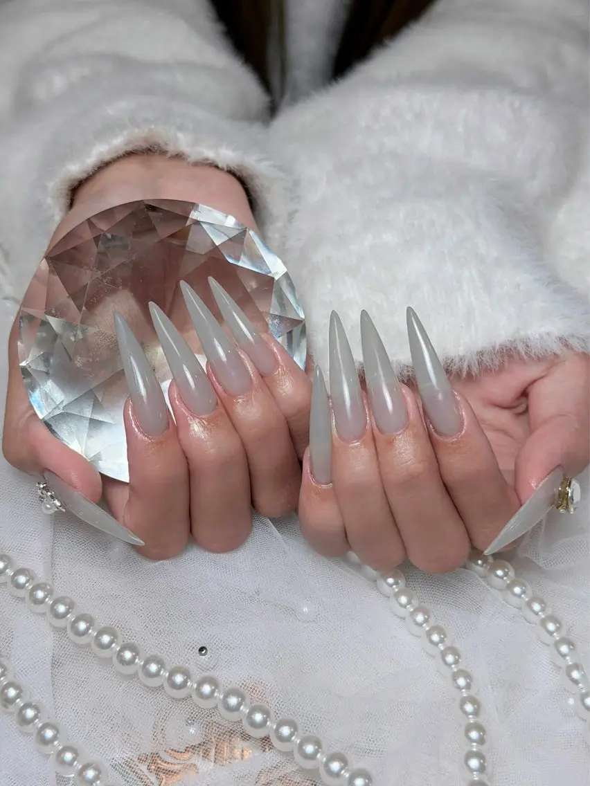 ネイル オーロラネイル ボルドー ブラウン 氷ネイル・うるうるネイル キラキラネイル ハンドネイル Julli NailStudioのネイルデザイン