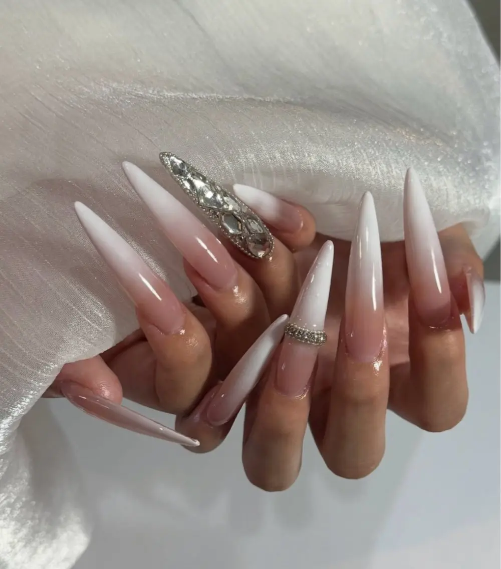 ネイル NiJi Nailsのネイルデザイン