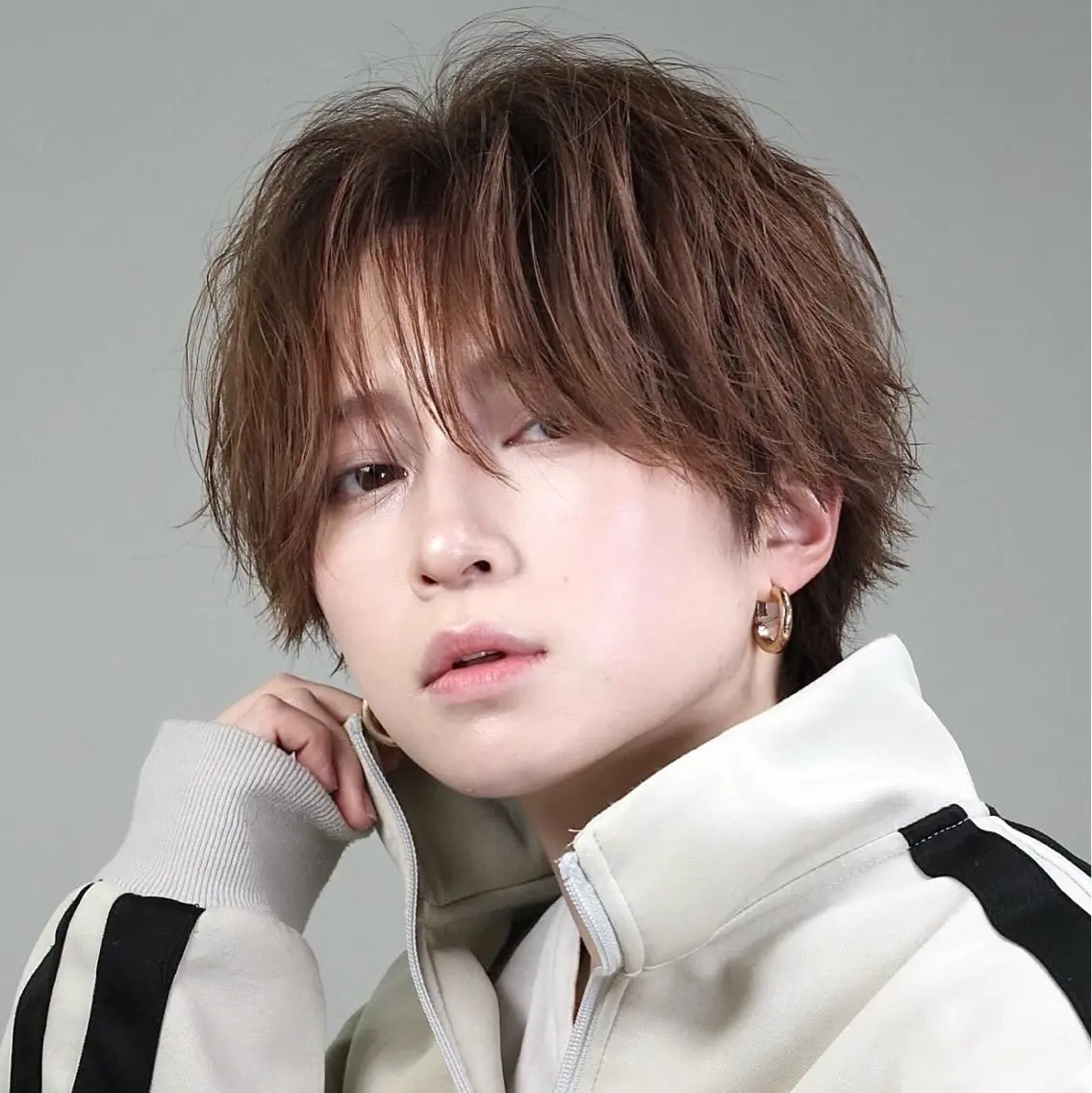 ショート カラー パーマ メンズ マッシュ メンズパーマ レイヤーカット カット パーマ 松本 悠太郎のヘアスタイル