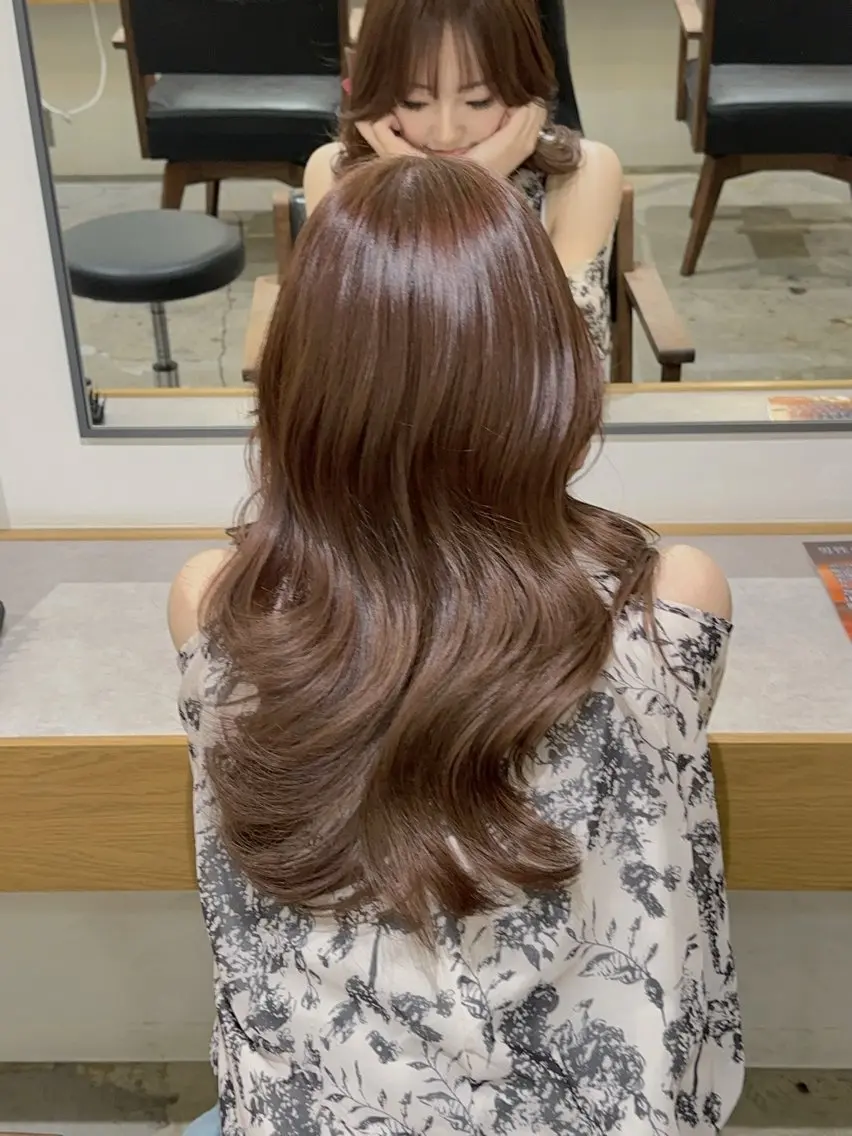 ロング カラー ブリーチ ブリーチなしカラー カット ヘアカラー NATSUMI 🐻❄️🤍のヘアスタイル