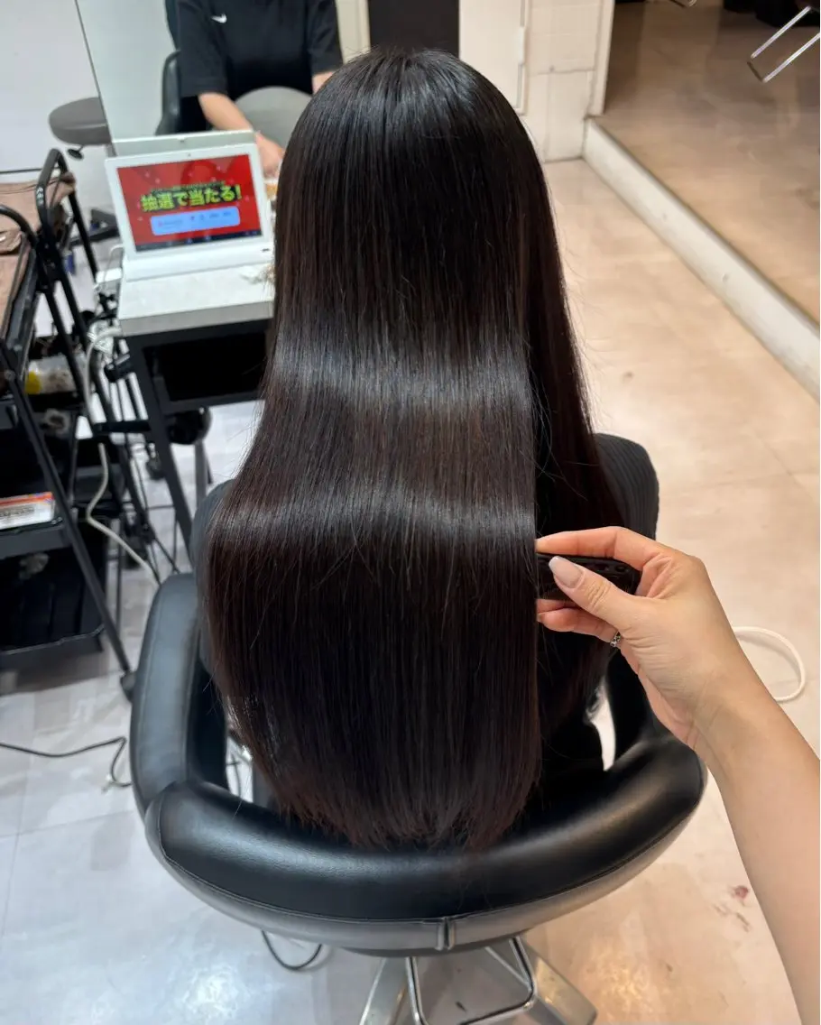 ロング カラー ブリーチ ブラウンカラー 透明感カラー ブリーチなしカラー レイヤーカット/ 暗髪カラー🧸ナシコのヘアスタイル