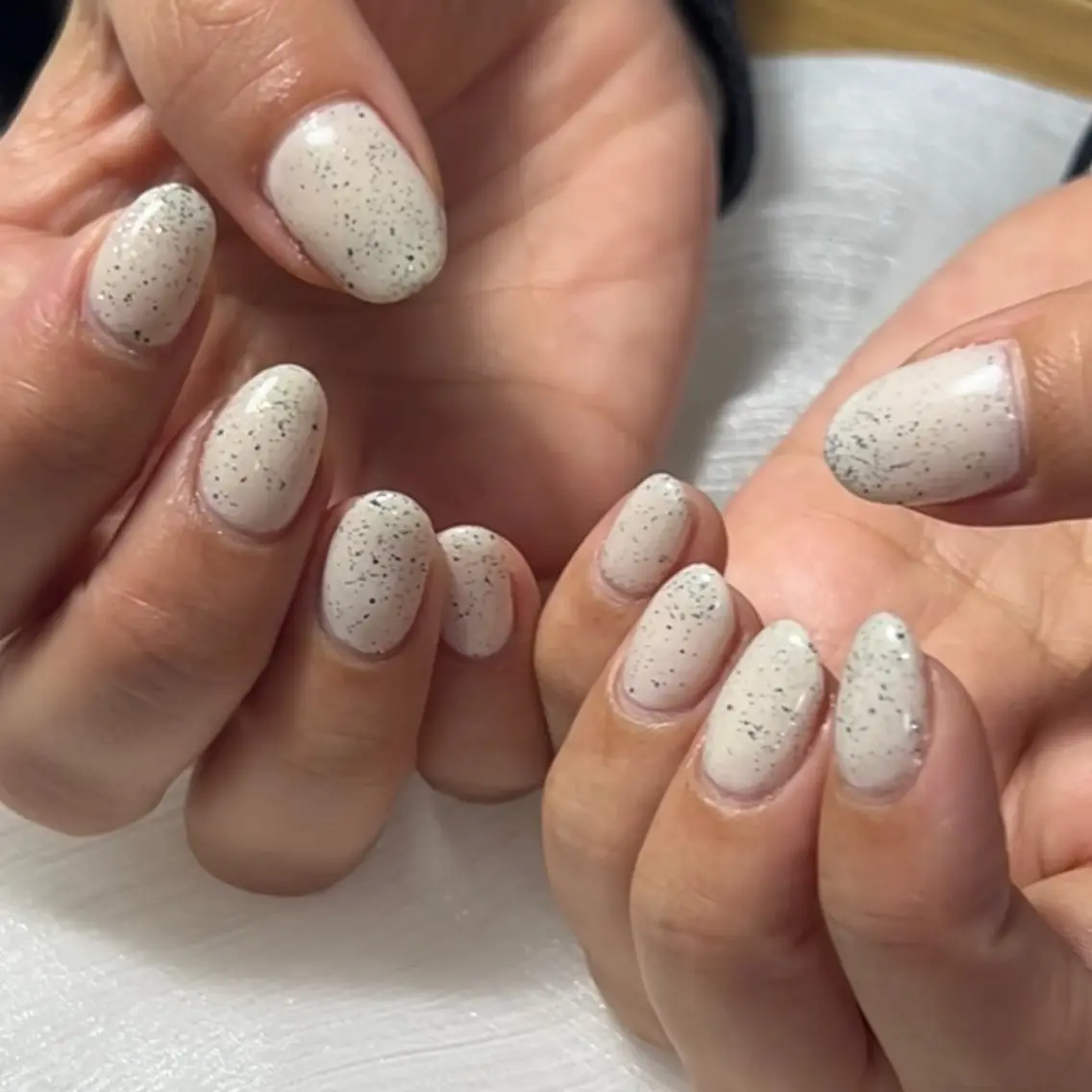 ネイル オーロラネイル フットネイル フレンチネイル ジェルネイル マグネットネイル ハンドネイル mogunail &blowのネイルデザイン