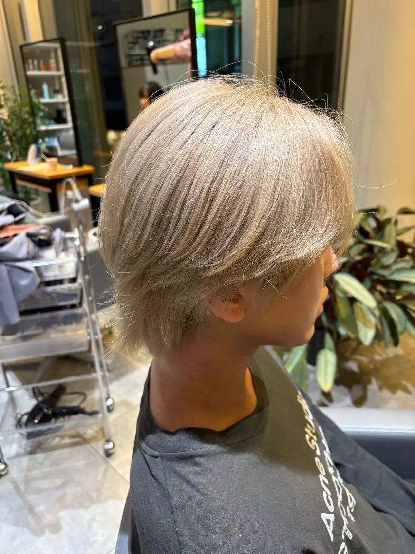 初めてのブリーチの方限定🤩全頭ブリーチ➕オンカラーor抜きっぱなしの写真