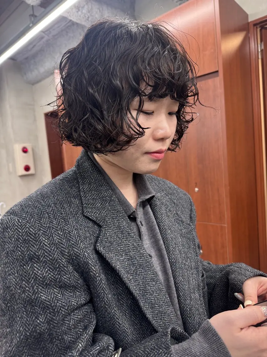 ショート カラー パーマ カット ヘアカラー パーマ トリートメント カラー/パーマ/ 鎌田健/渋谷のヘアスタイル