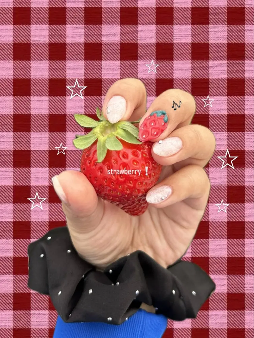 ネイル ハンドネイル koyuki.🍓 博多/ポップネイルのネイルデザイン