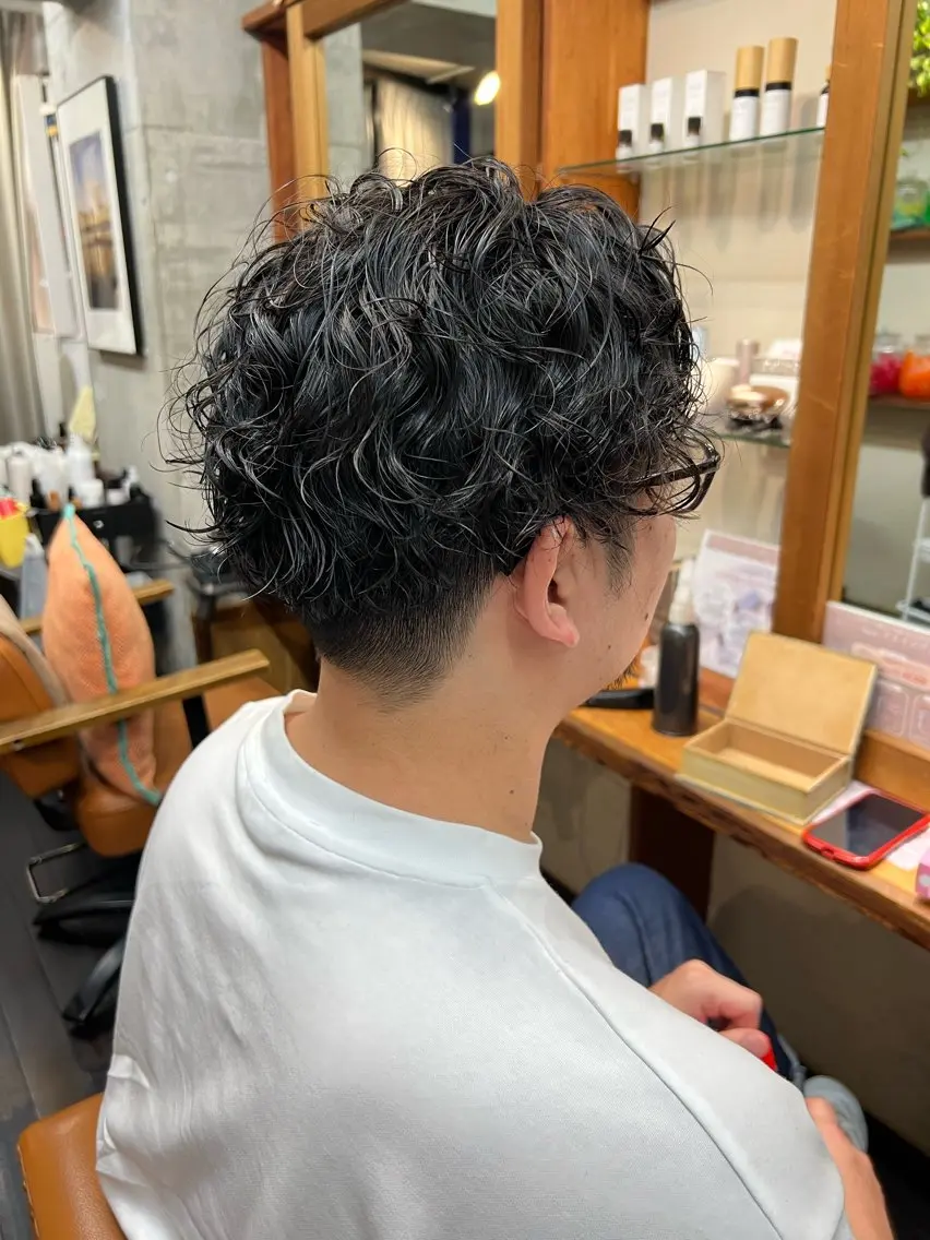 パーマ メンズ メンズパーマ カット パーマ 土田かほ/本日🈳 透明感カラー🍃のヘアスタイル