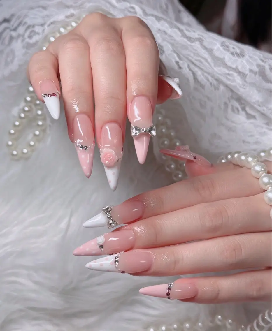 ネイル フレンチネイル ジェルネイル ハロウィン 韓国ネイル マグネットネイル Hbaby nailのネイルデザイン