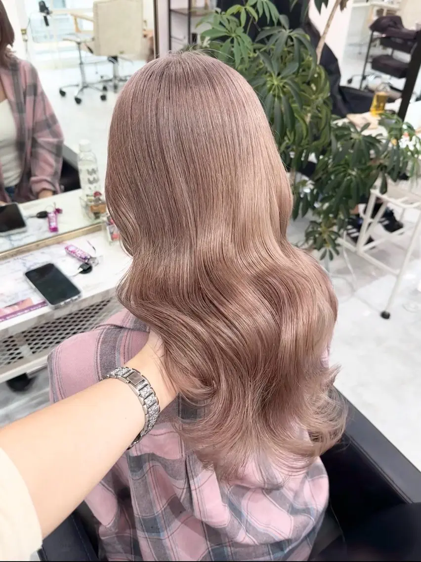 ロング カラー ブリーチ ブラウンカラー トリートメント ヘアカラー トリートメント 🤍ムラ修正ブリーチ 🤍原宿/YUUのヘアスタイル