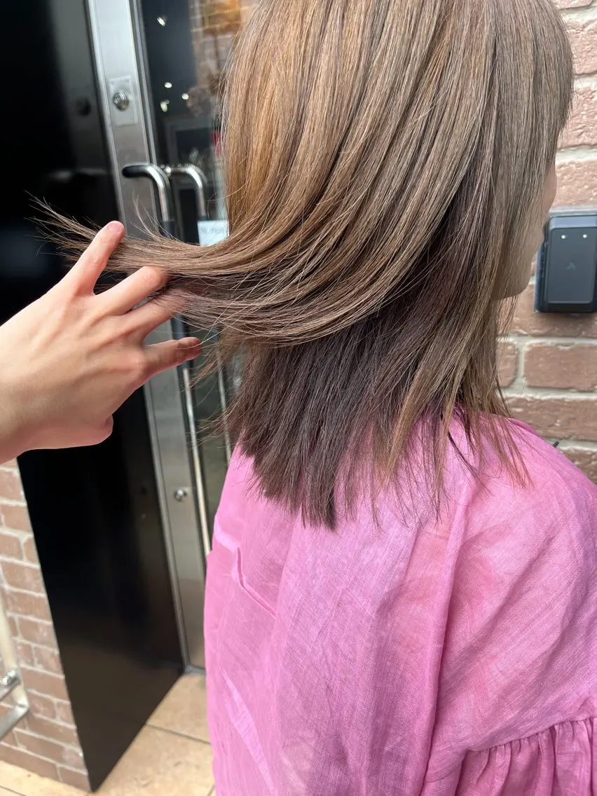 セミロング カラー 久木原 ゆりのヘアスタイル