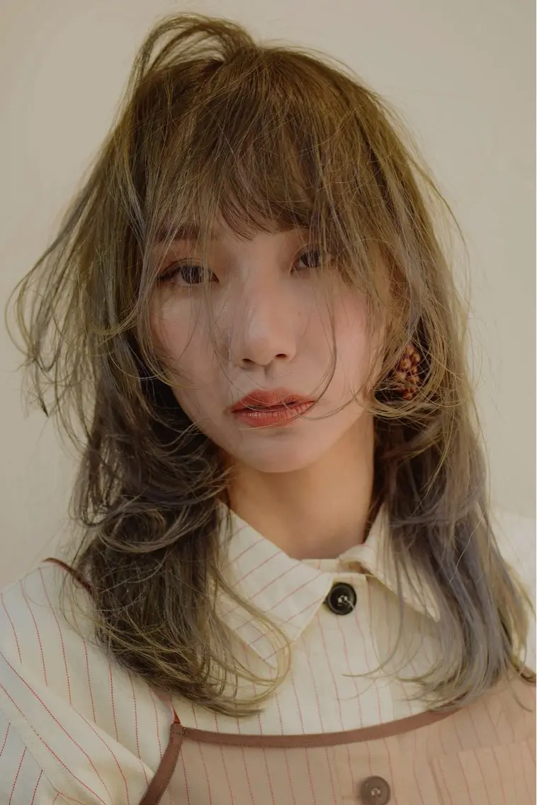 ロング カラー ベージュカラー ブリーチ ブラウンカラー 透明感カラー ダブルカラー カット ヘアカラー cana 札幌レイヤースタイルのヘアスタイル
