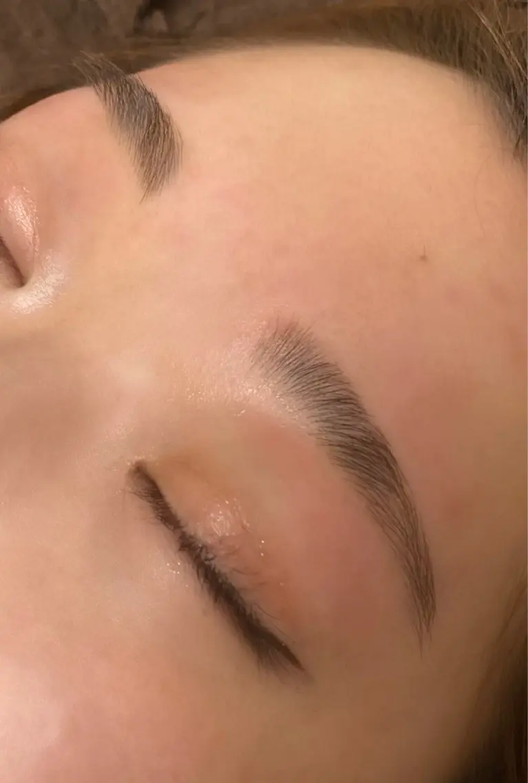 アイブロウ M ARISAのマツエク・マツパデザイン