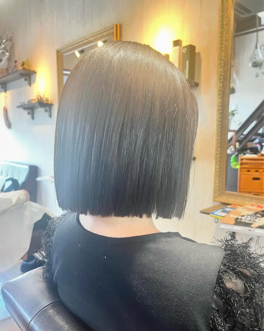 ショート カラー ボブ カット ヘアカラー トリートメント . Lｉｅのヘアスタイル