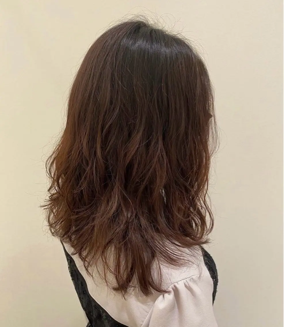 セミロング パーマ ママ美容師 Tsuchiyaのヘアスタイル