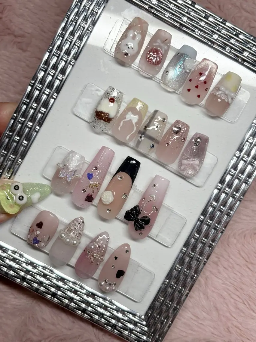 ネイル 春ネイル ハンドネイル kaho  🧸🎀 RiLionのネイルデザイン