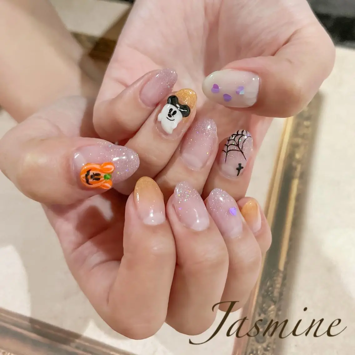 3Dネイル💗3Dパーツ2つ付き✨ワンカラーまたはラメグラデーションの写真