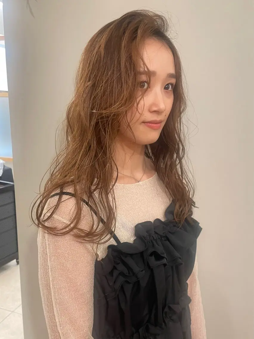 ロング 🌏tricot AVEDA 上地のヘアスタイル