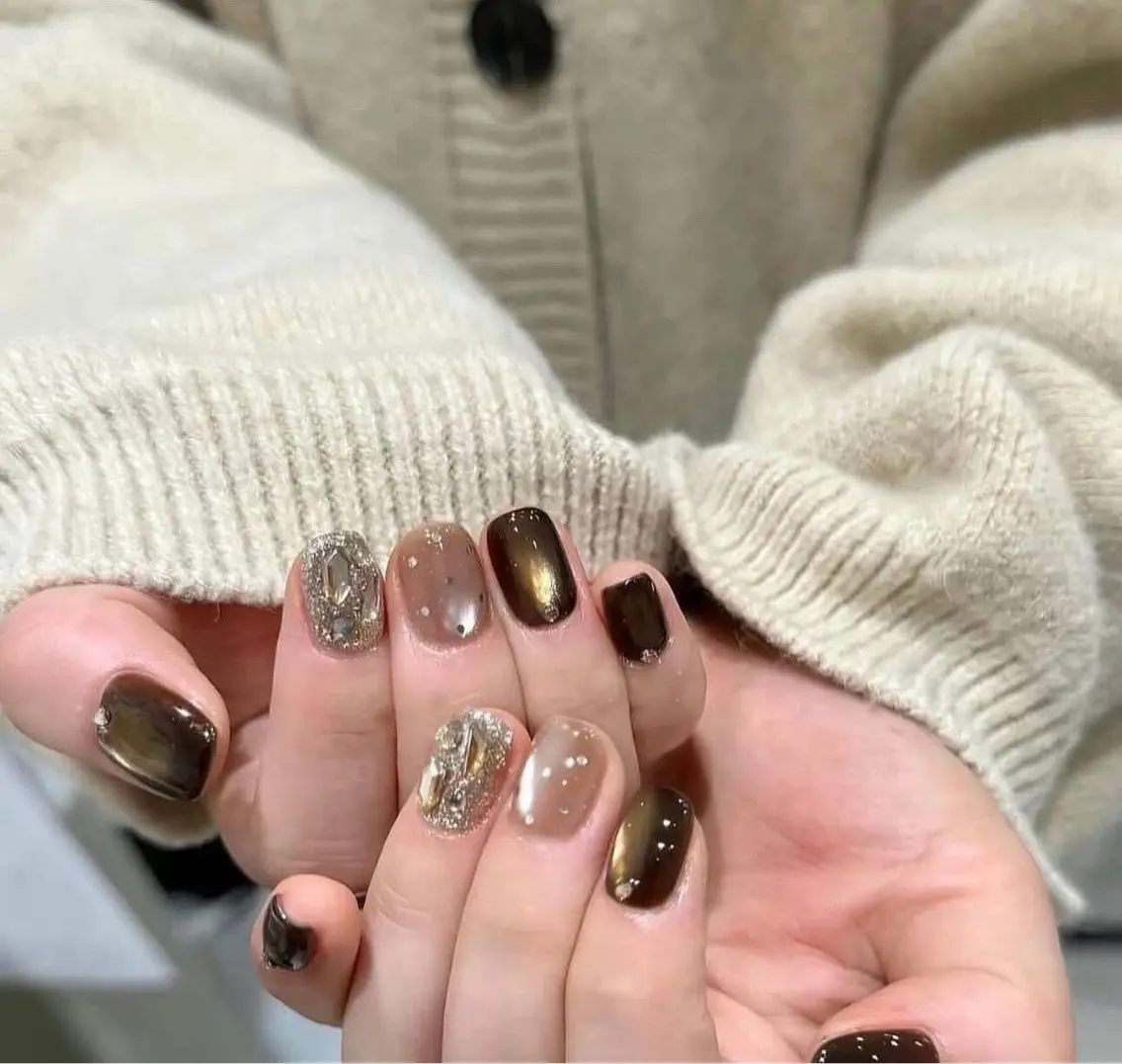ネイル チークネイル フットネイル フレンチネイル グラデーション 韓国ネイル YUKI NAILのネイルデザイン