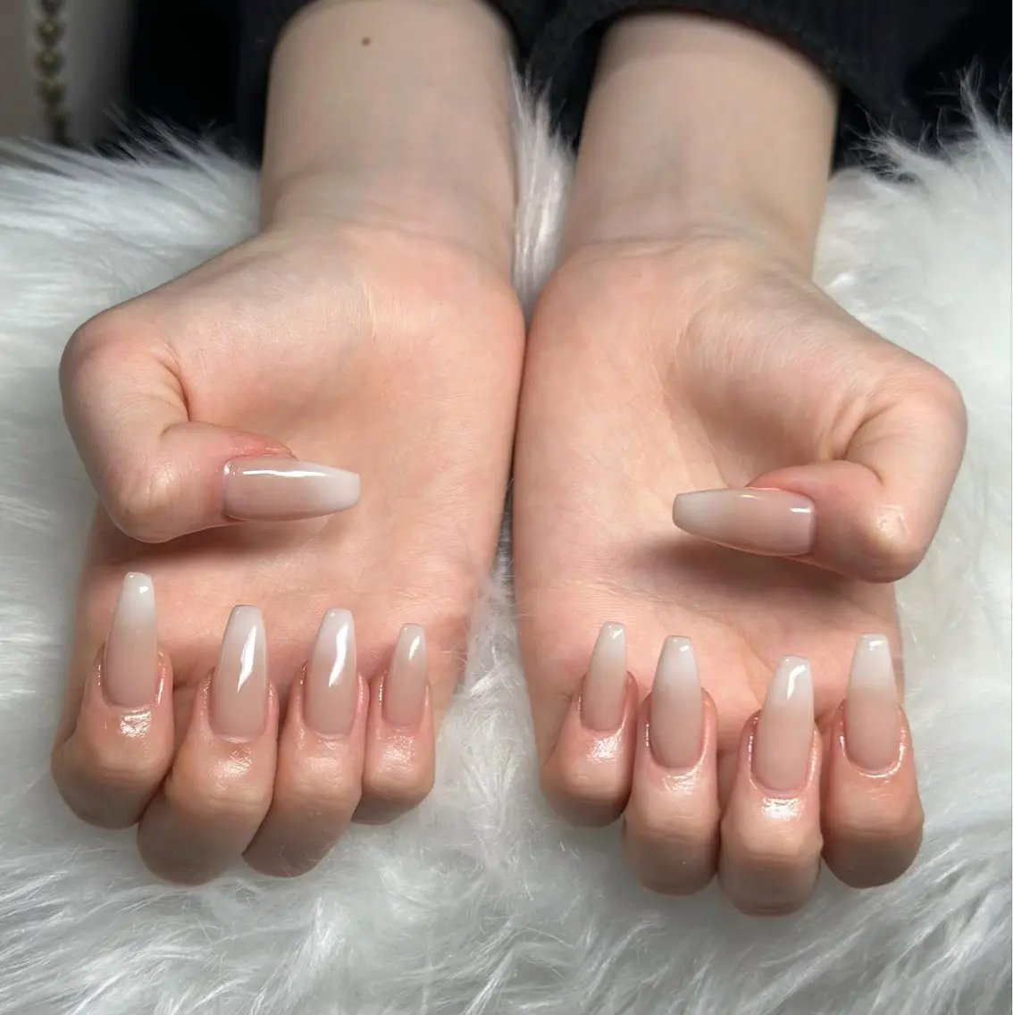 ネイル オーロラネイル フレンチネイル ジェルネイル ハロウィン キラキラネイル ハンドネイル H.baby Nail Salonのネイルデザイン