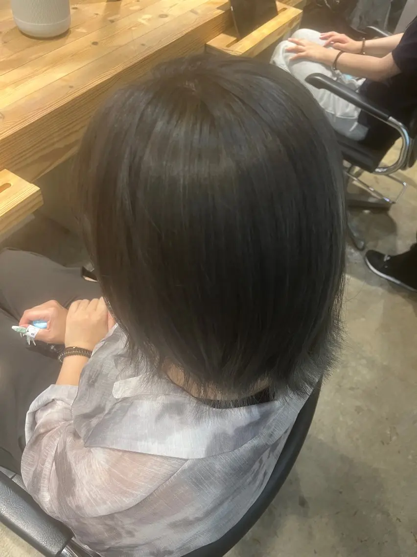 ミディアム ヘアカラー 中村 波瑠のヘアスタイル
