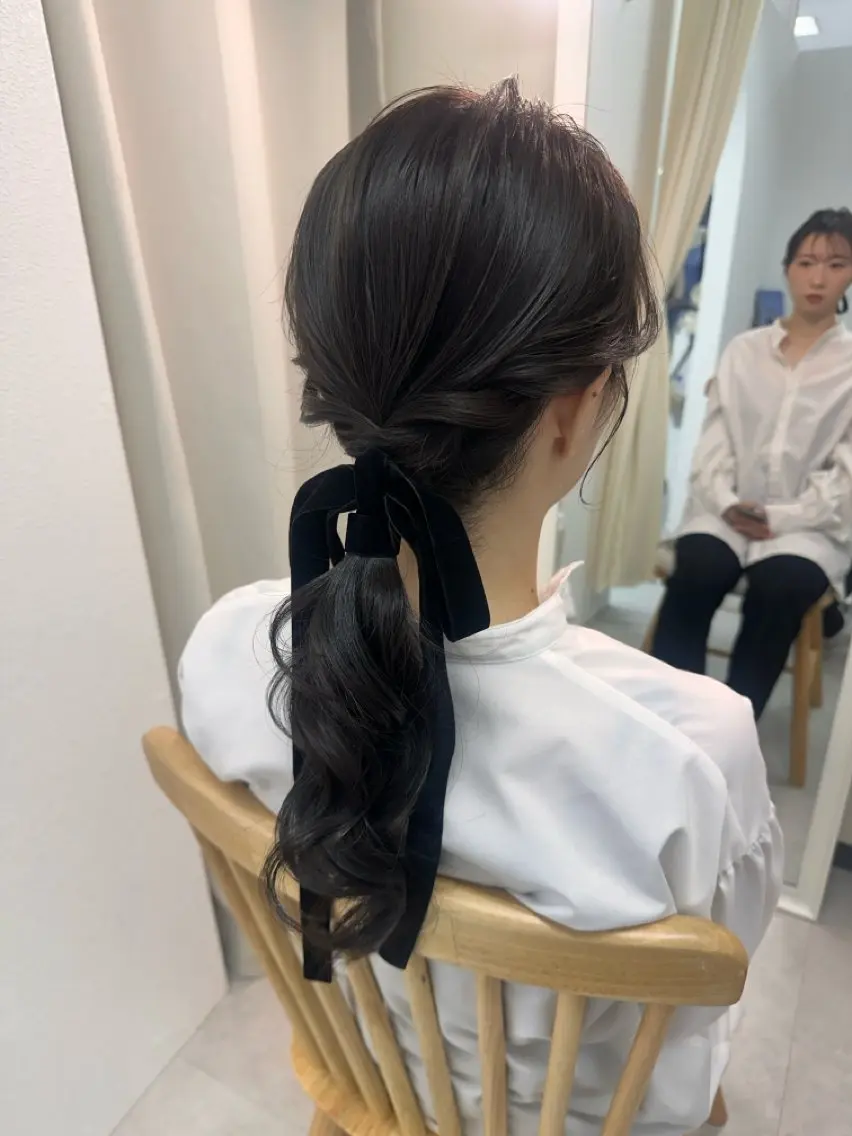 ヘアアレンジ ポニーテール ヘアセット ヘアセットメイク専門 ダーリンダーウィンのヘアスタイル