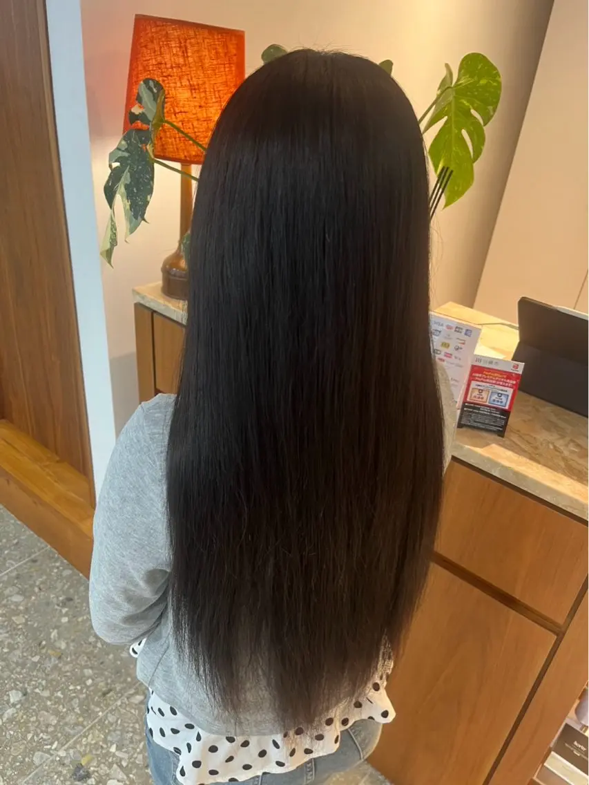 ロング 縮毛矯正 縮毛矯正 田﨑 礼恩のヘアスタイル