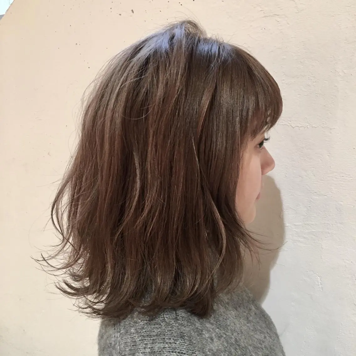 ミディアム カラー 長谷川 香織のヘアスタイル