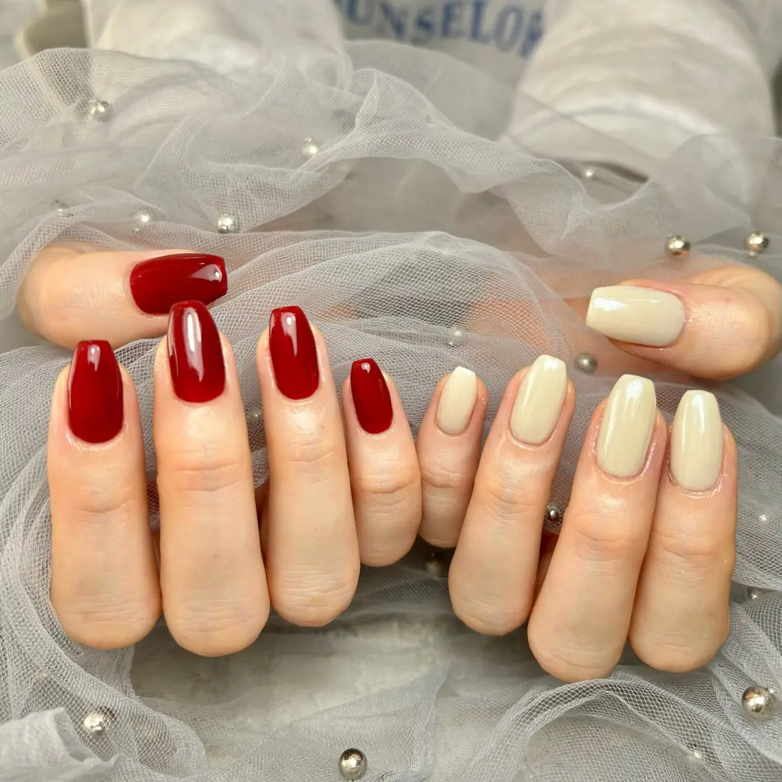 ネイル ミラーネイル ハンドネイル JUN NAIL ioのネイルデザイン