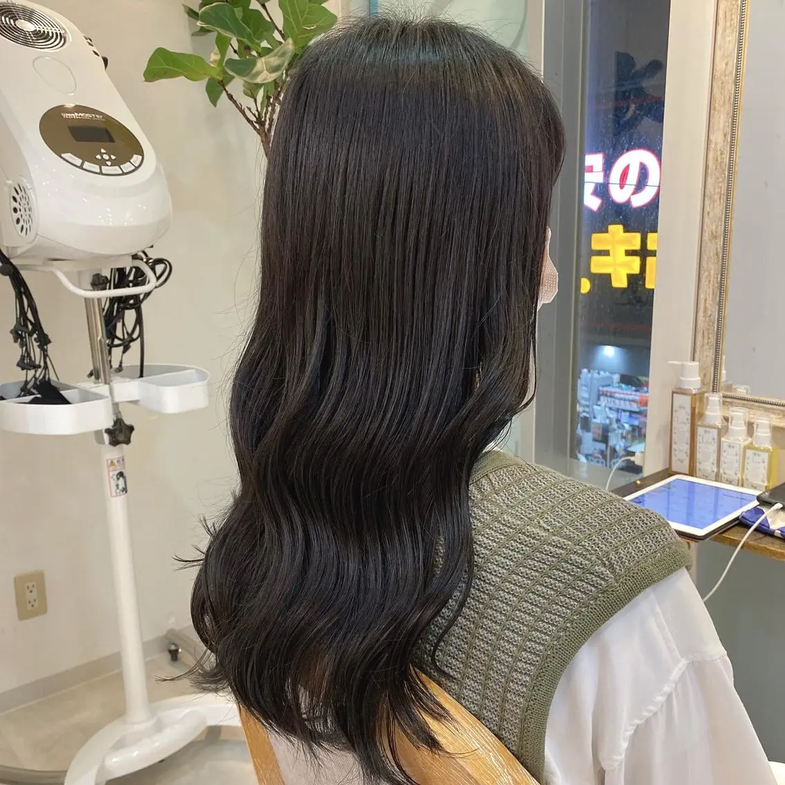 ロング カラー ブリーチなし✨艶髪 カラー𓃲YAGIのヘアスタイル