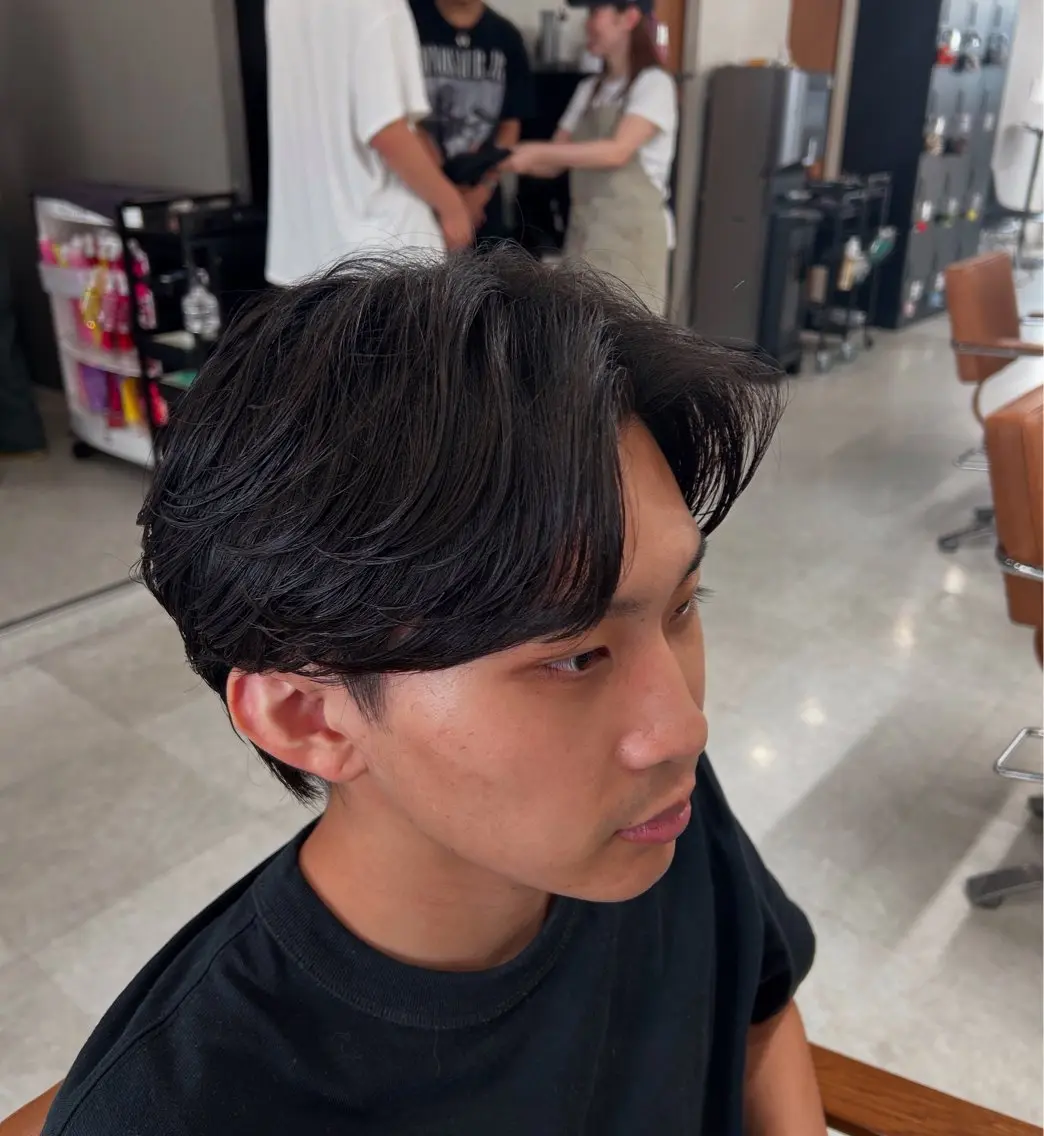 パーマ メンズ カット パーマ トリートメント ヘッドスパ ヘアセット カズキ🌼曲がる 縮毛矯正のヘアスタイル